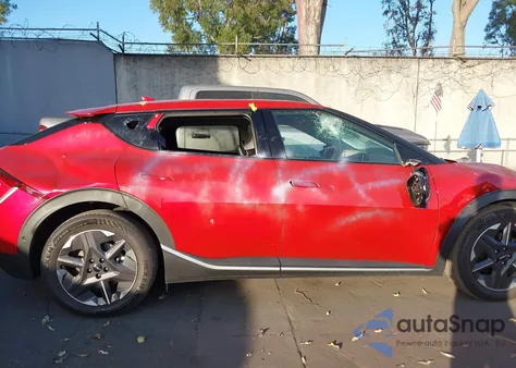 2025 Kia Ev6 Light Long Range z USA, uszkodzony, nr VIN 5XYC34JA5SG014119